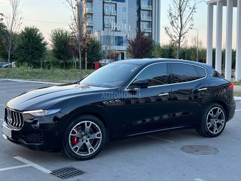 Maserati Levante SQ4