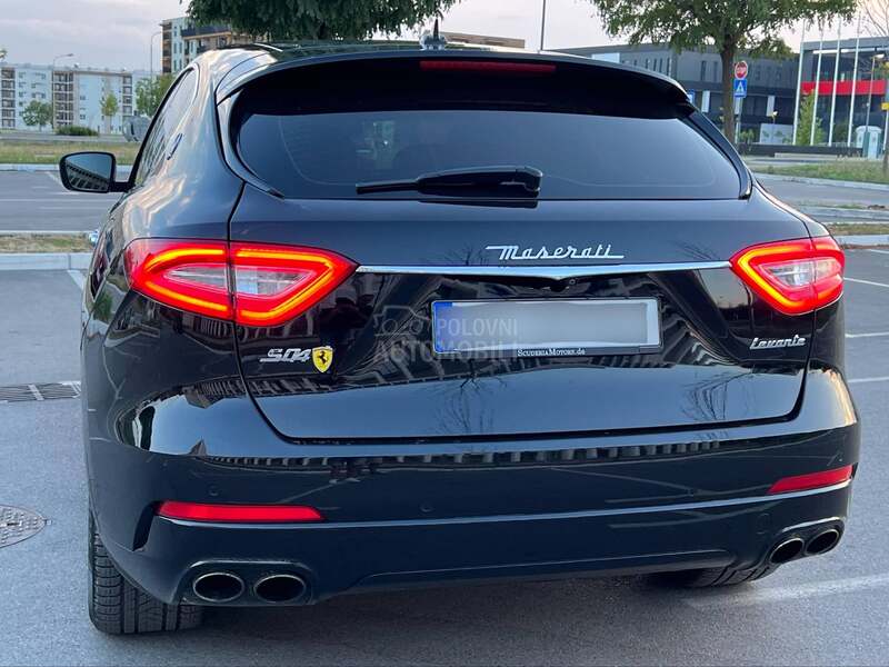 Maserati Levante SQ4