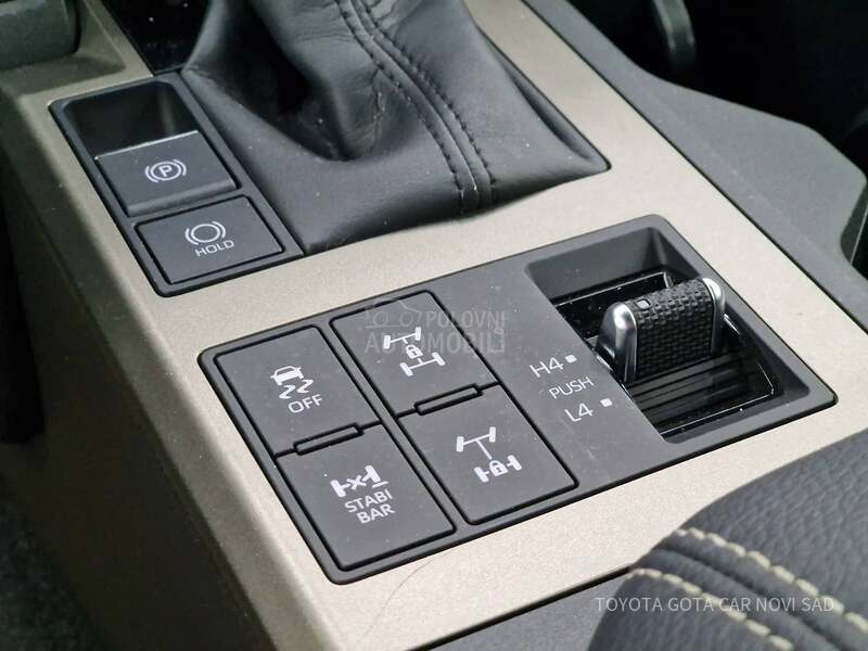 Toyota Land Cruiser Premium