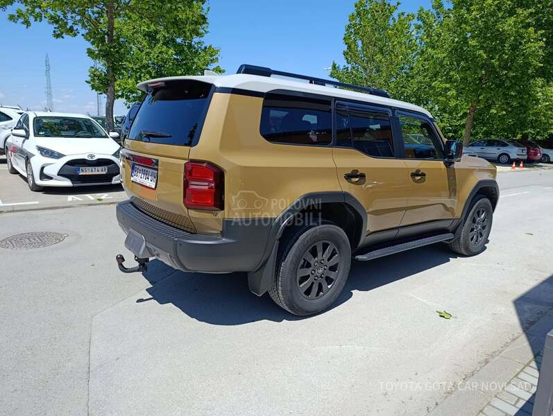 Toyota Land Cruiser Premium