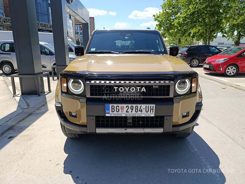 Toyota Land Cruiser Premium