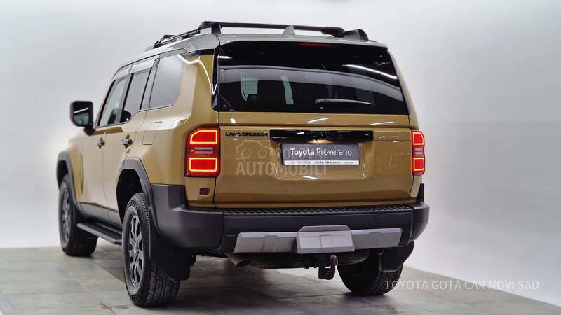 Toyota Land Cruiser Premium