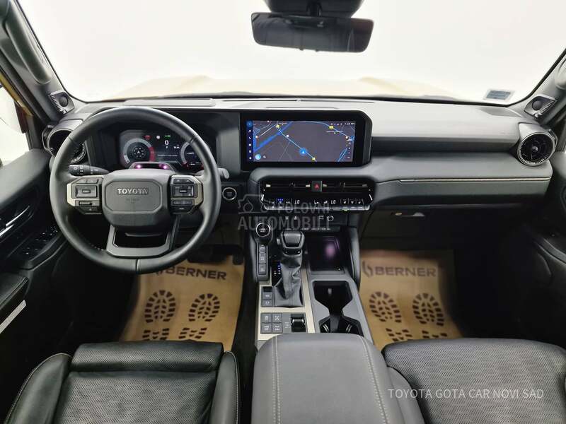 Toyota Land Cruiser Premium