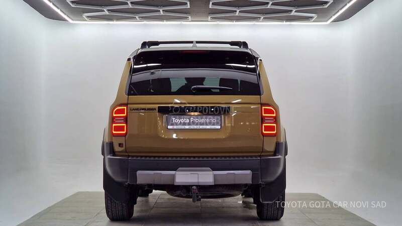 Toyota Land Cruiser Premium