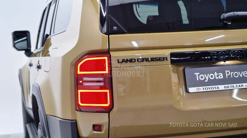 Toyota Land Cruiser Premium