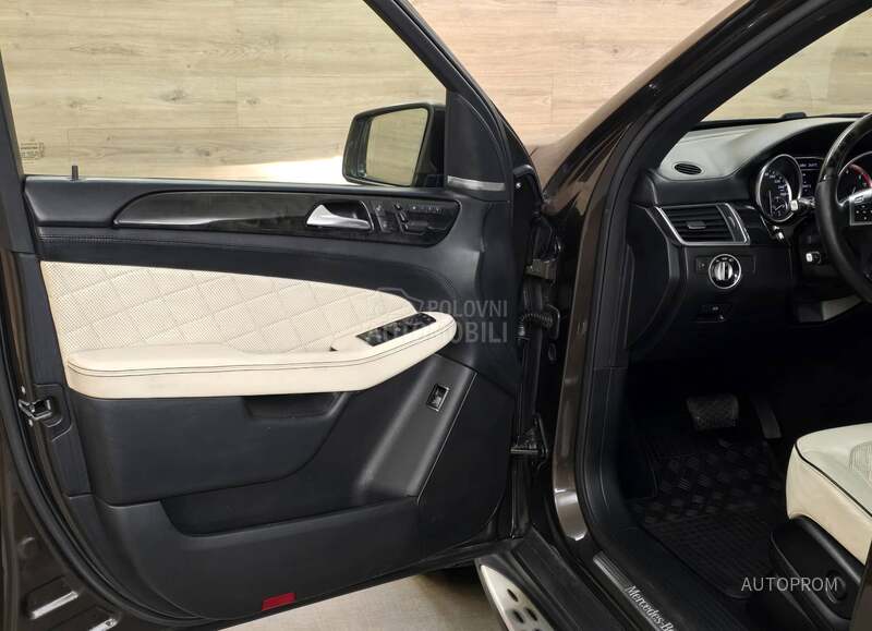 Mercedes Benz ML 350 d DESIGNO airmatic