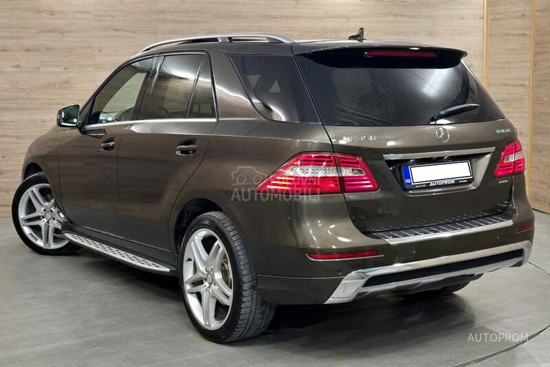 Mercedes Benz ML 350 d DESIGNO airmatic