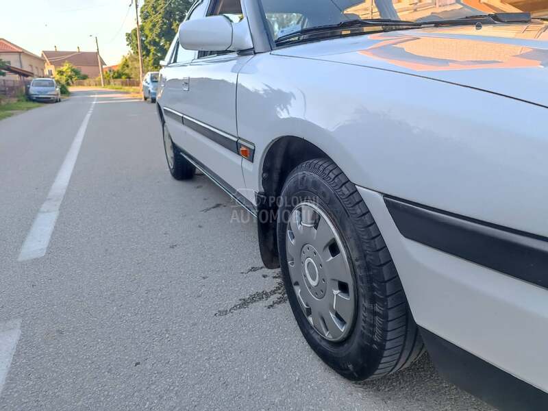 Mazda 323 f 1.8 i