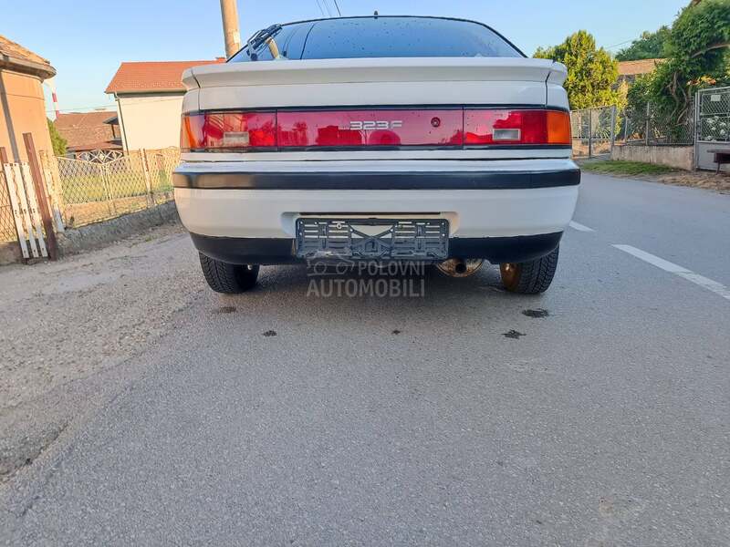 Mazda 323 f 1.8 i