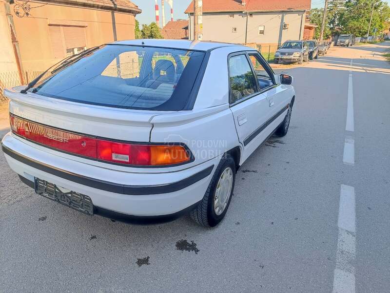 Mazda 323 f 1.8 i