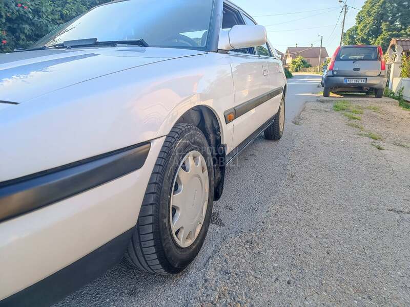 Mazda 323 f 1.8 i
