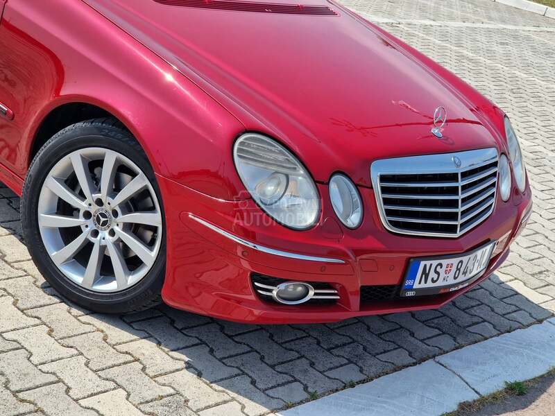 Mercedes Benz E 280 3.0 v6 AVANTGARDE