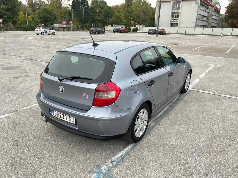 BMW 118 