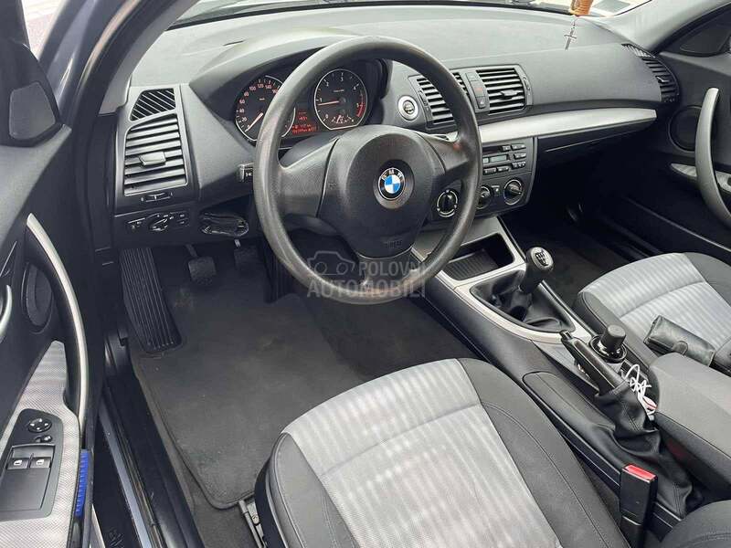 BMW 118 