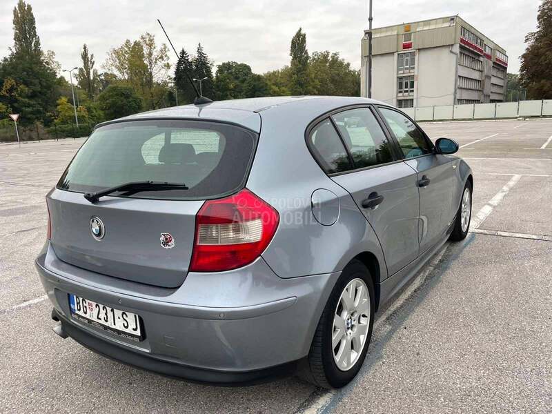 BMW 118 