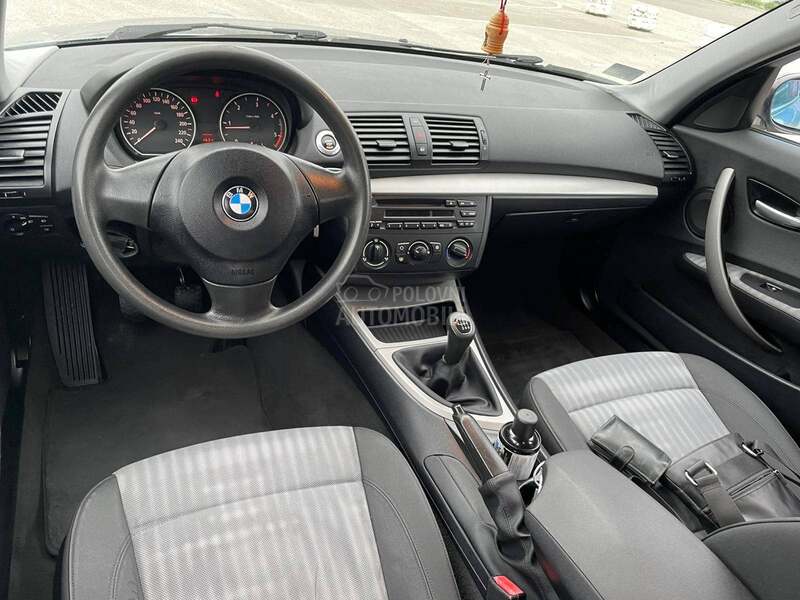 BMW 118 