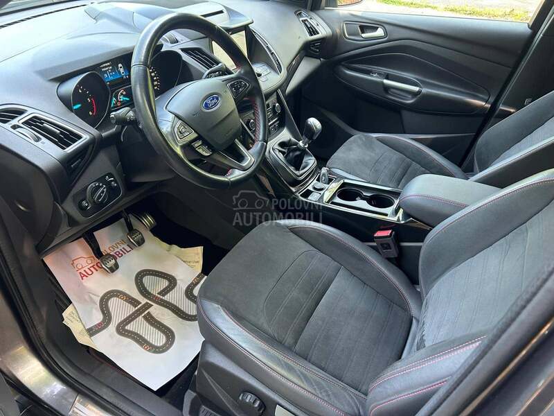 Ford Kuga ST LINE