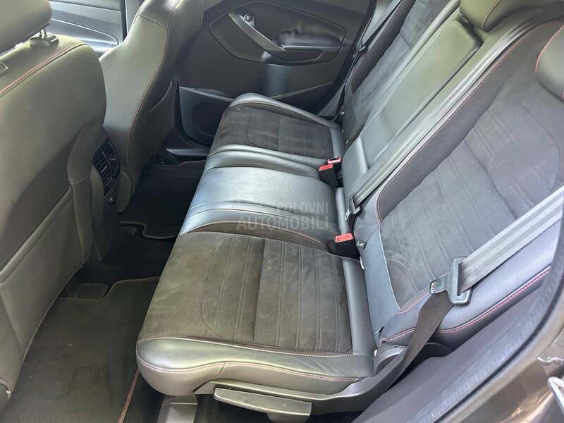 Ford Kuga ST LINE