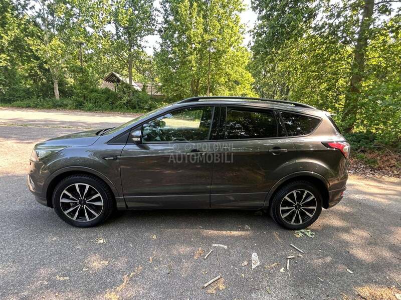 Ford Kuga ST LINE