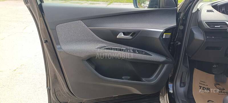 Peugeot 3008 1.5/BluHDI/ACTIV/NOV