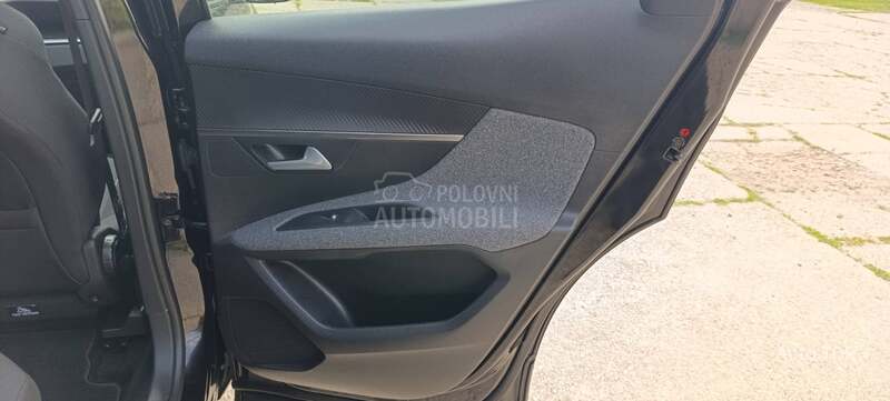 Peugeot 3008 1.5/BluHDI/ACTIV/NOV