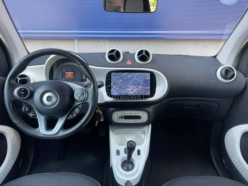 Smart ForTwo AUT/NAV/PANO/PDC