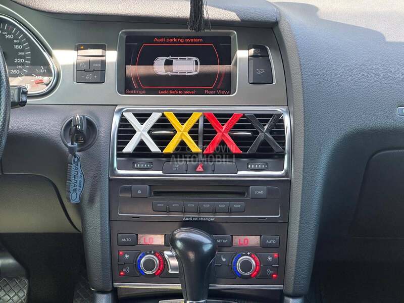 Audi Q7 