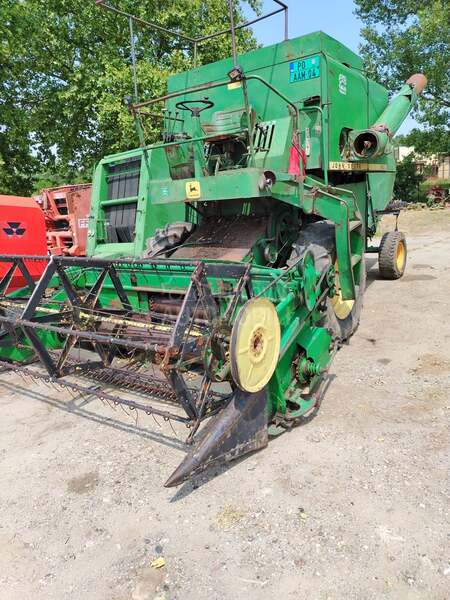 John Deere 960