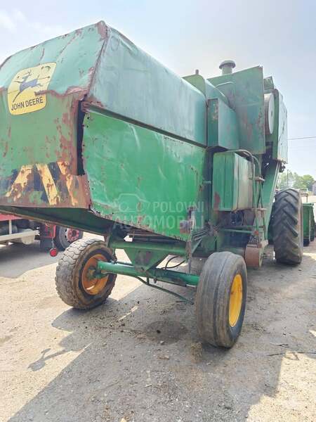 John Deere 960