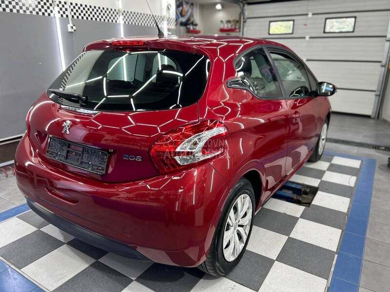 Peugeot 208 Nov Nov