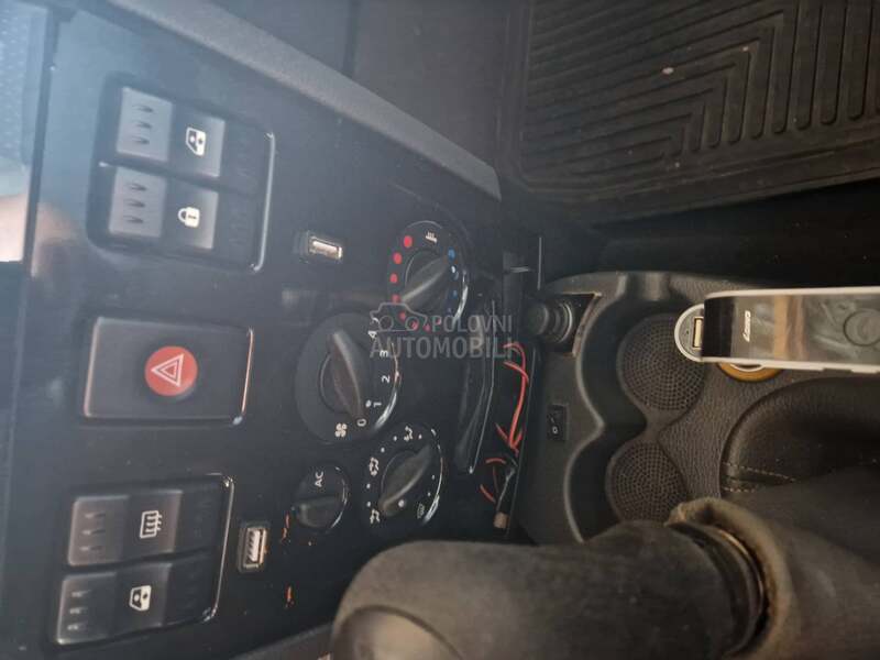 Dacia Logan laurete 1,5 dci