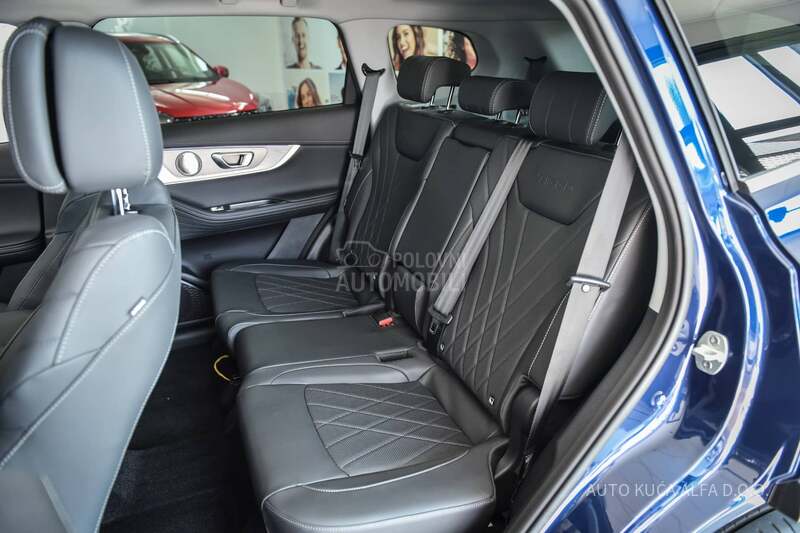 Chery Tiggo 8 1.6 T-GDI Luxury