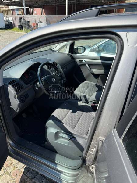 Volkswagen Touran 1.4 tfsi