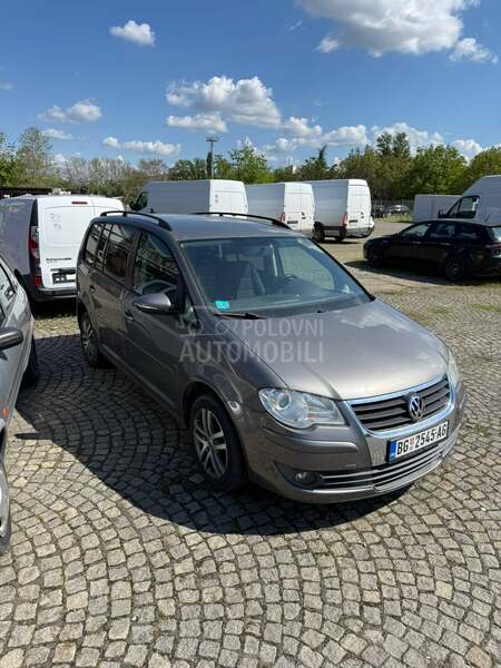 Volkswagen Touran 1.4 tfsi