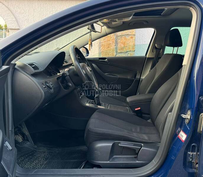Volkswagen Passat B6 2.0 TDI Siber/Xenon