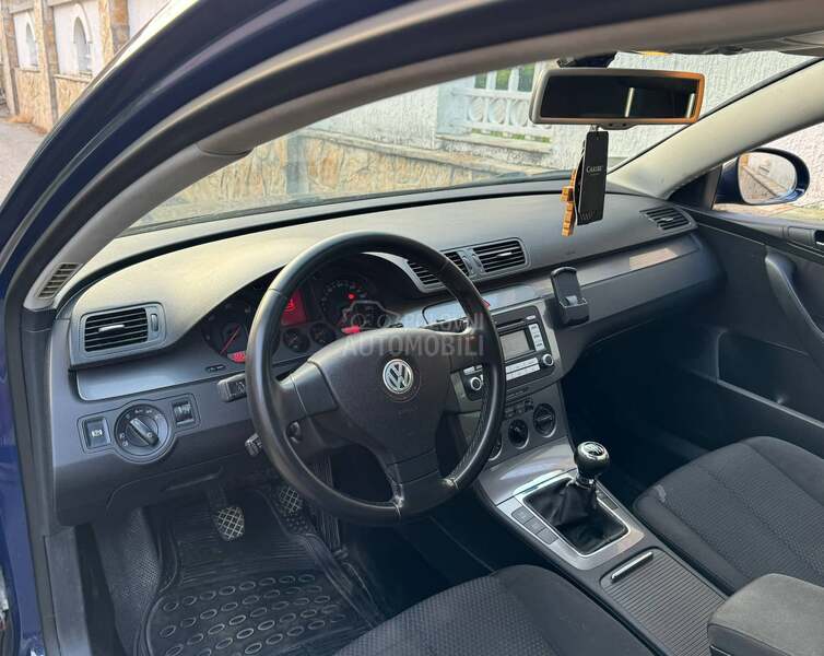 Volkswagen Passat B6 2.0 TDI Siber/Xenon