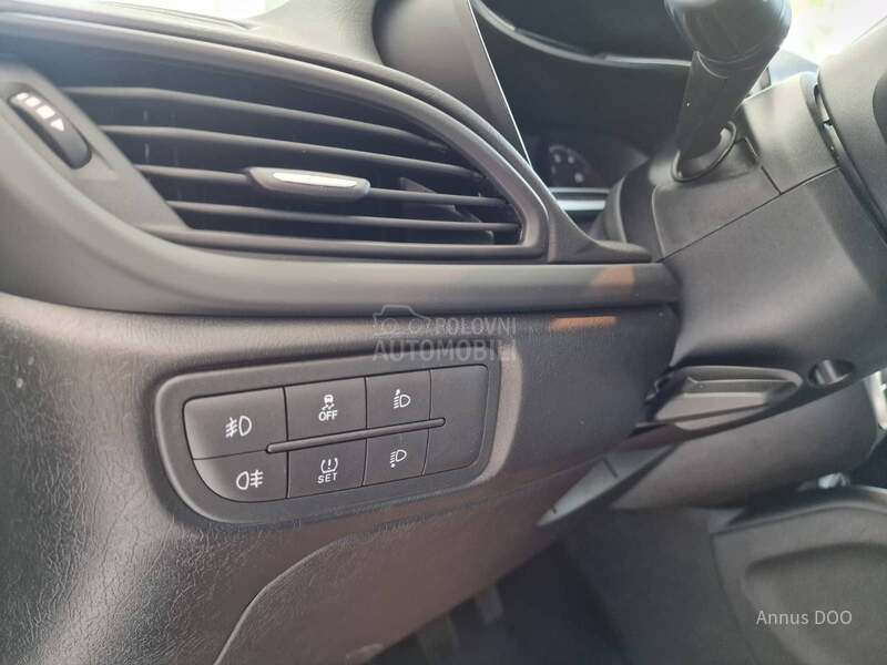 Fiat Tipo Sedan - City