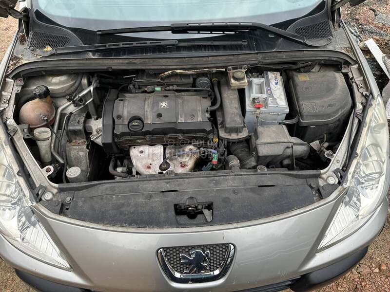 Peugeot 307 ETSC 2008. god. -  kompletan auto u delovima