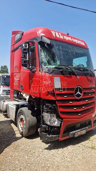 Mercedes Benz Actros MP4 Delovi