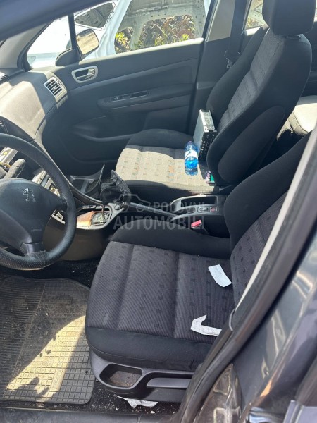 Peugeot 307 EZWD 2008. god. -  kompletan auto u delovima