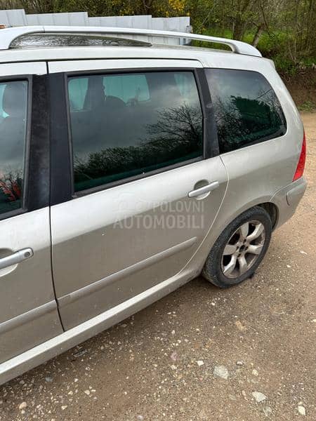 Peugeot 307 EVGC 2007. god. -  kompletan auto u delovima