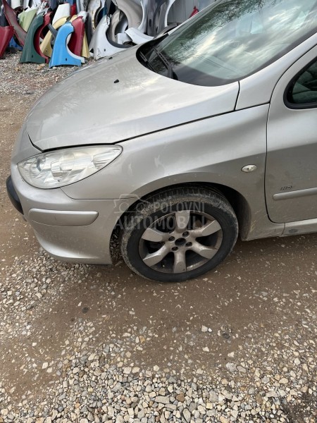 Peugeot 307 EVGC 2007. god. -  kompletan auto u delovima