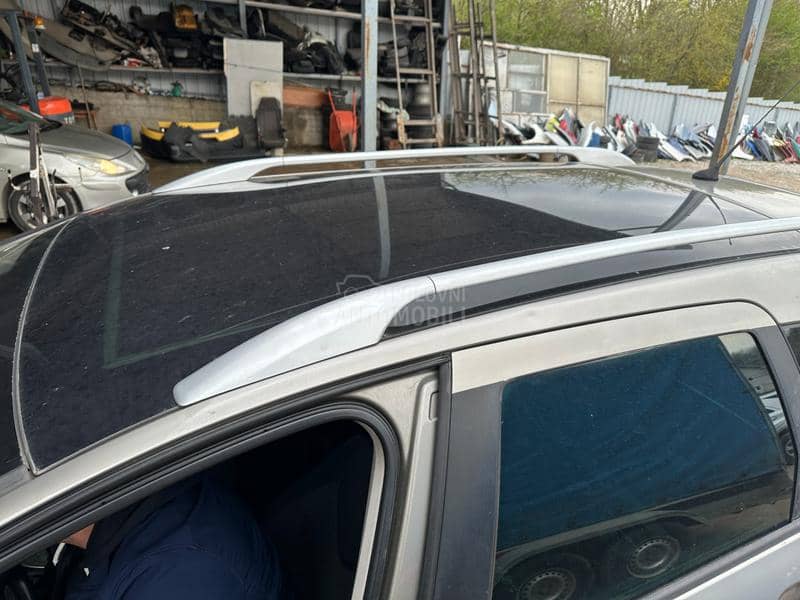 Peugeot 307 EVGC 2007. god. -  kompletan auto u delovima