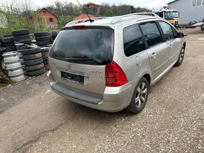 Peugeot 307 EVGC 2007. god. -  kompletan auto u delovima