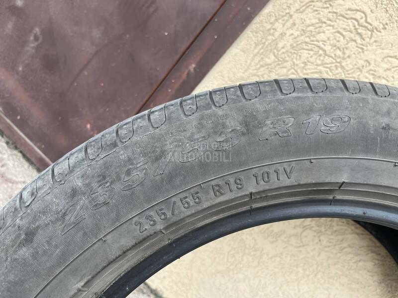 Pirelli 235/55 R19 Letnja