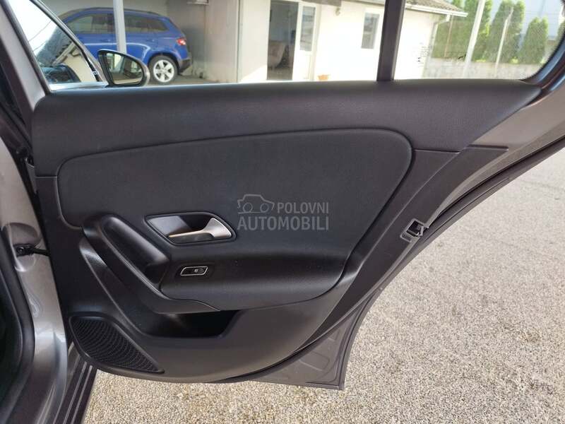 Mercedes Benz A 180 A 180 D