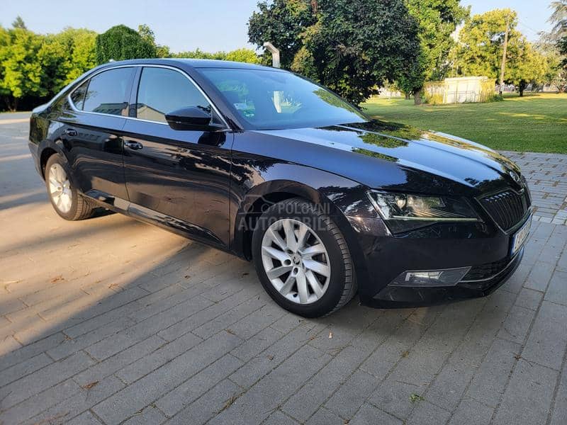 Škoda Superb /STYLE/DSG/PANO/