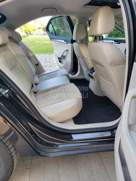 Škoda Superb /STYLE/DSG/PANO/