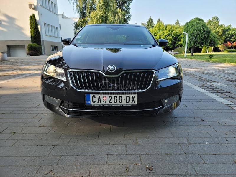 Škoda Superb /STYLE/DSG/PANO/