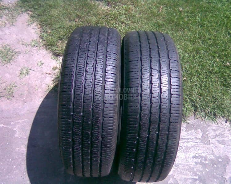 Kumho 235/60 R17 Letnja